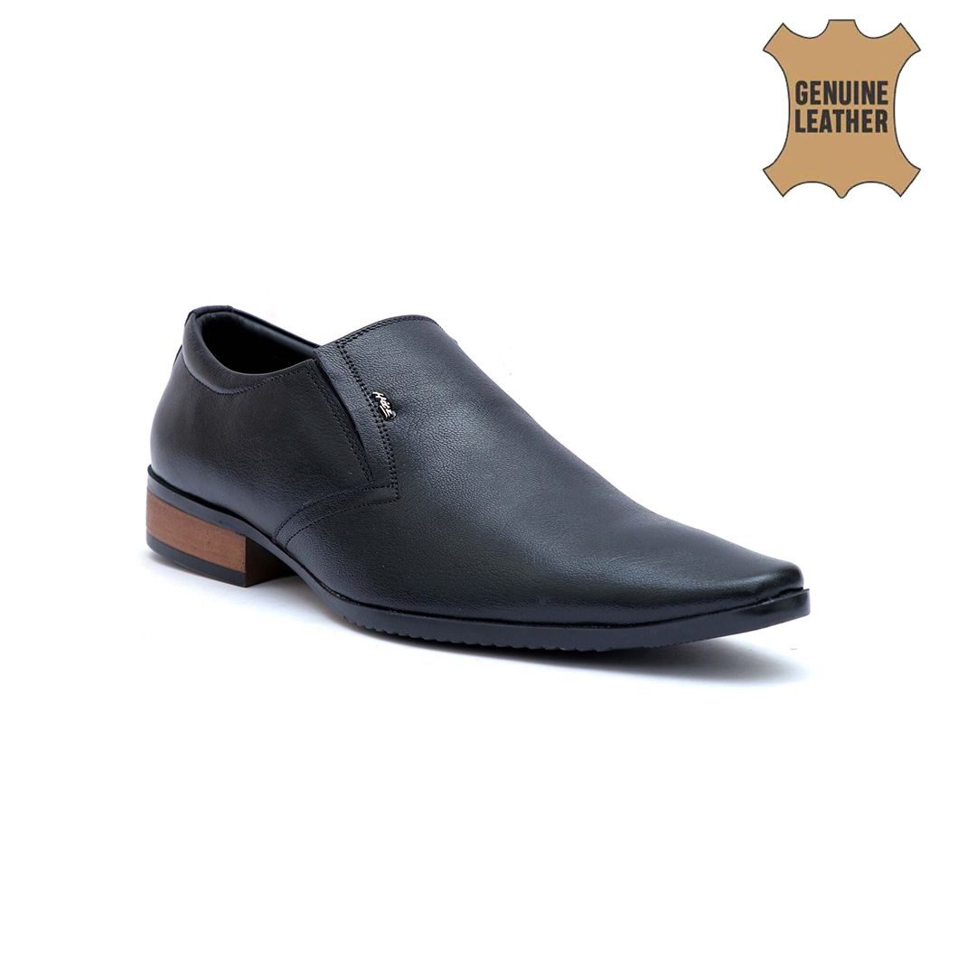 

Hitz Men Black Slip-On Formal Shoes