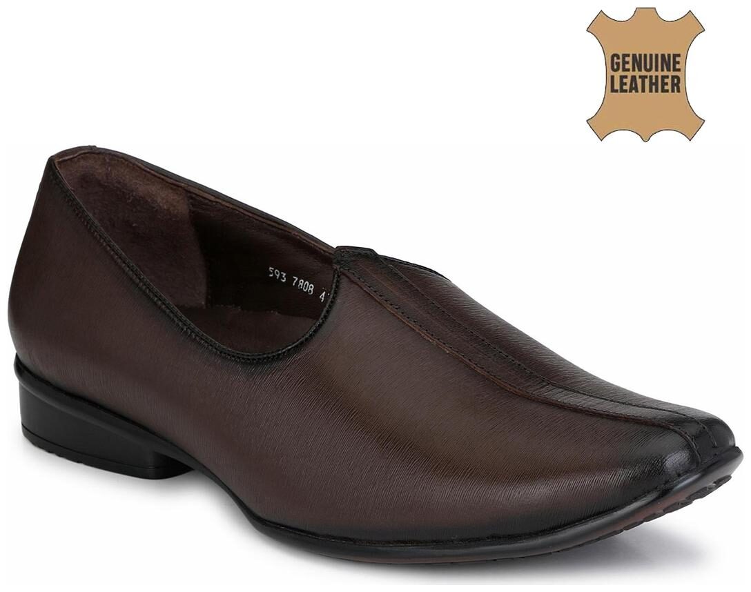 

Hitz Brown Leather Ethnic Jutti for Men