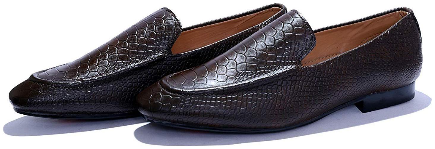 

HUSH BERRY Men Brown Loafers