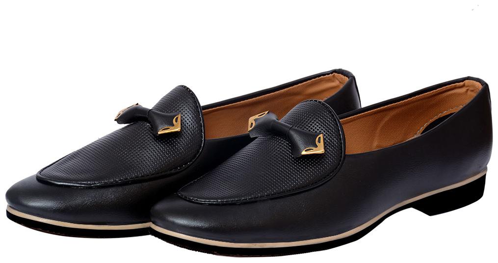

HUSH BERRY Men Black Slip-On Formal Shoes - HB260