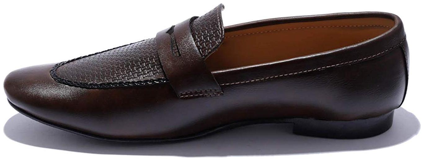 

Hush Berry Moosehide Classic Moccasin for Men (9 TAN)