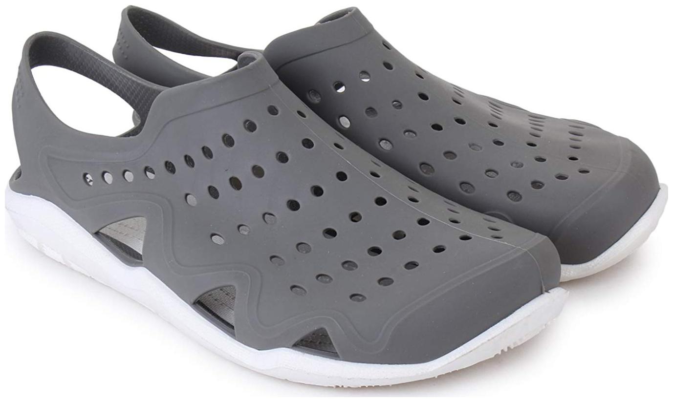 

HUSH BERRY Men Grey Clogs