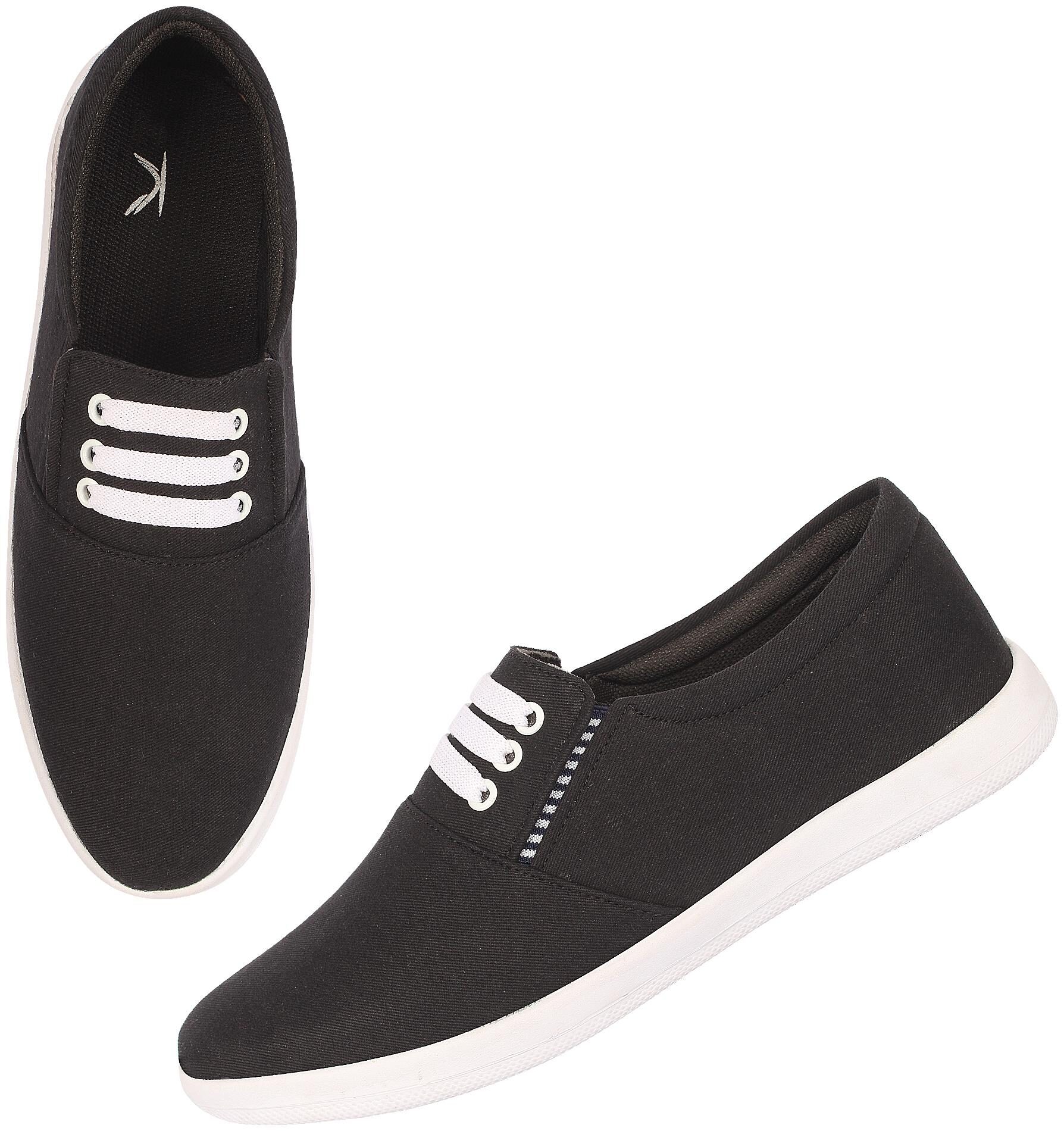 

KANEGGYE Men Black Loafers