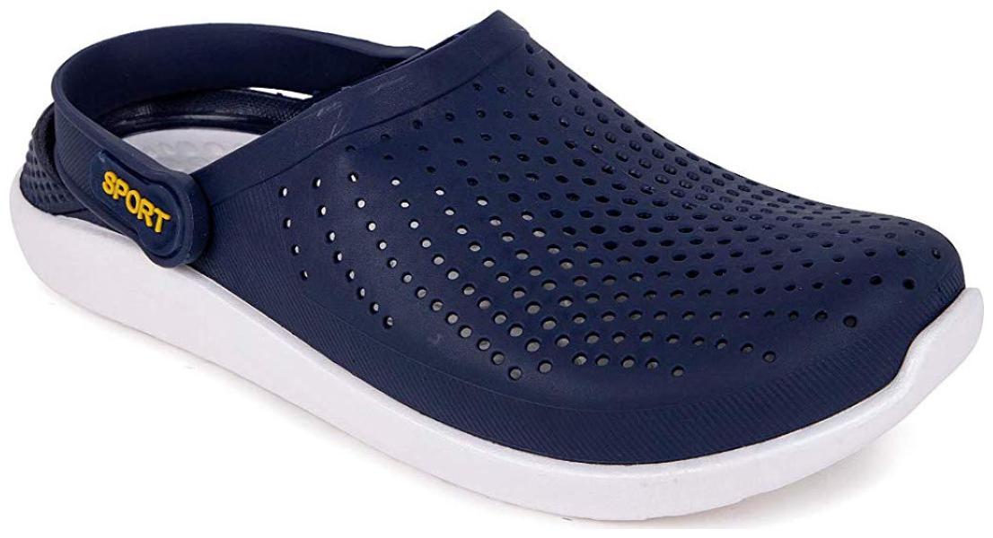 

KAPANI FASHION Men Blue Clogs
