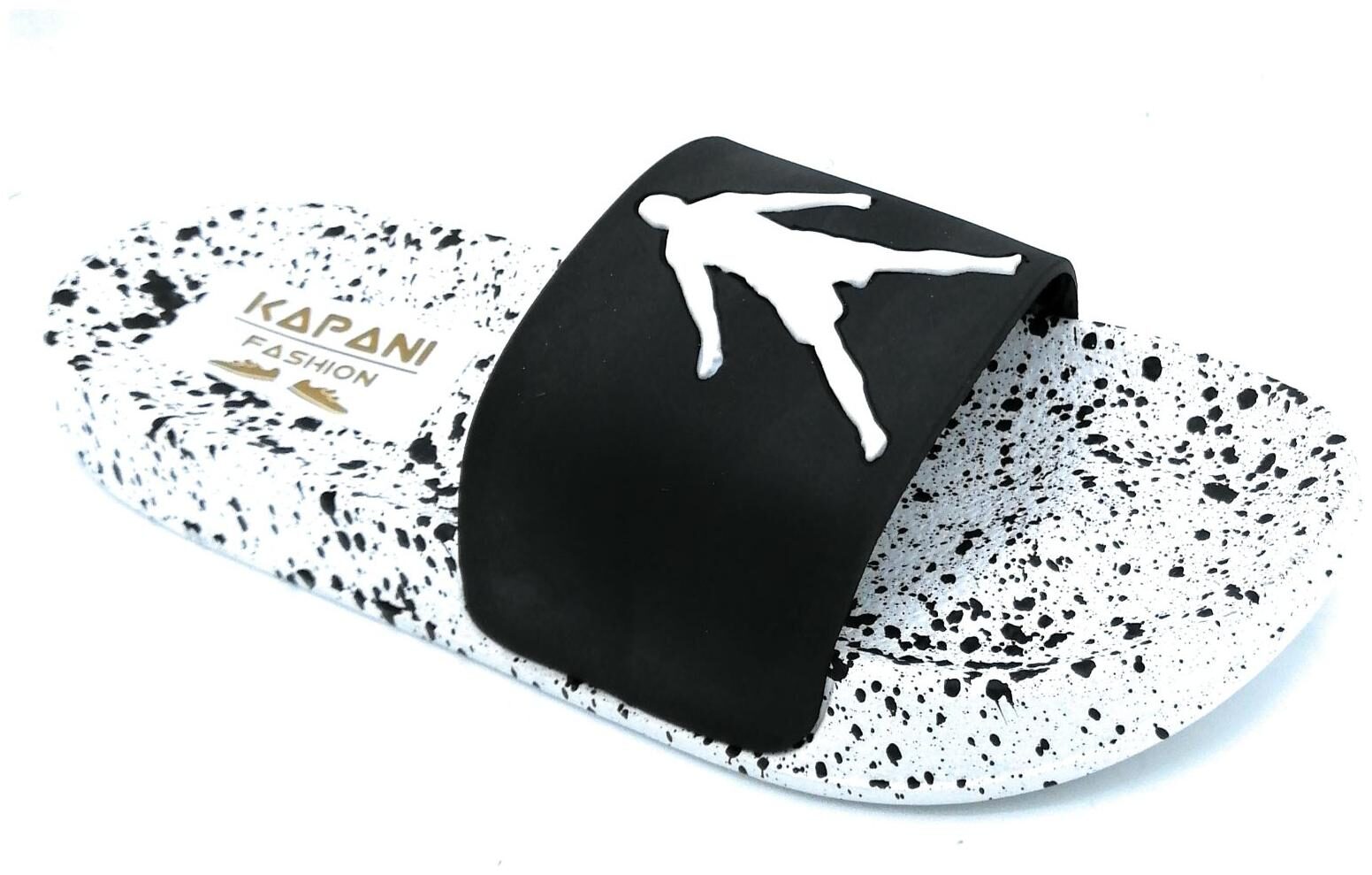 

KAPANI FASHION Men Black Sliders - 1 Pair
