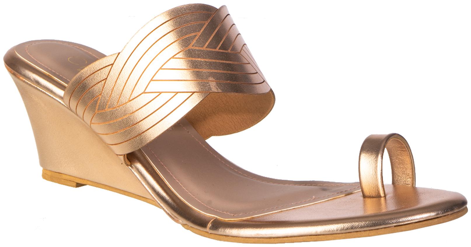 

Khadim s Women Red Wedges