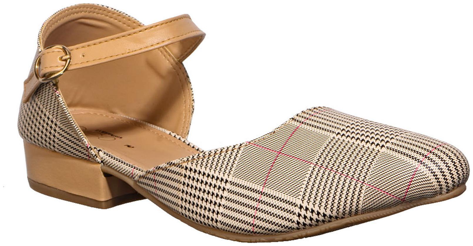 

Khadim s Women Beige Sandals