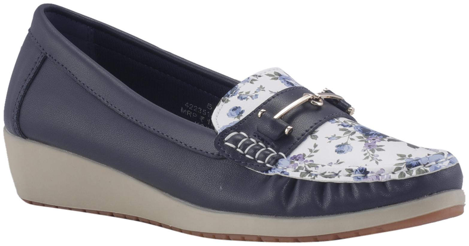 

Khadim s Women Navy Blue Bellies