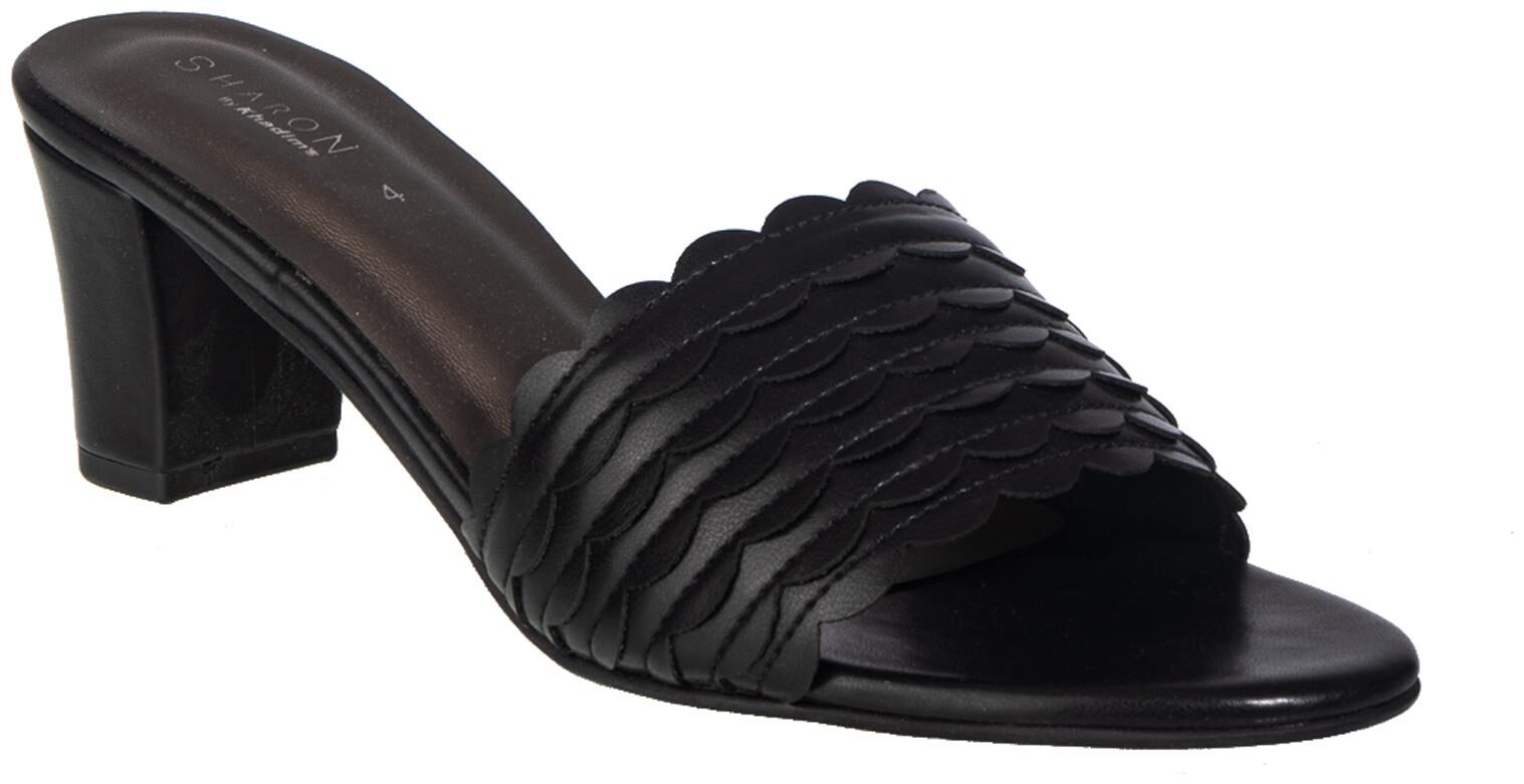 

Khadim s Women Black Pumps