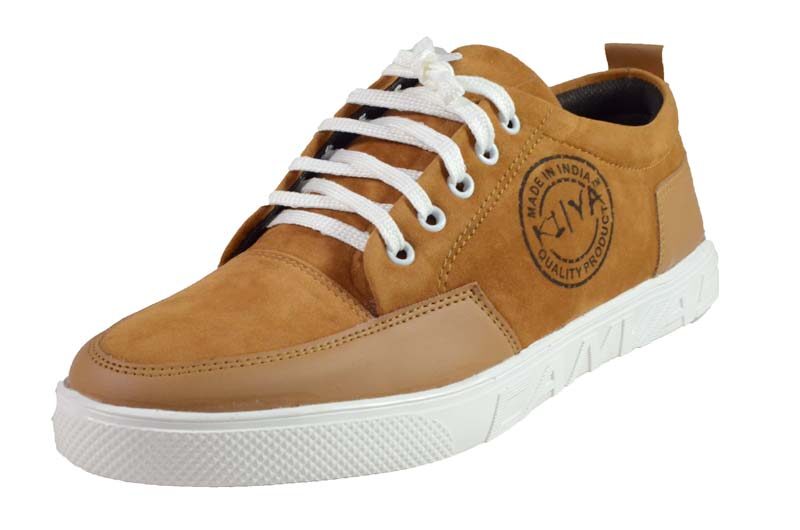 

Kiya Men Beige Sneakers