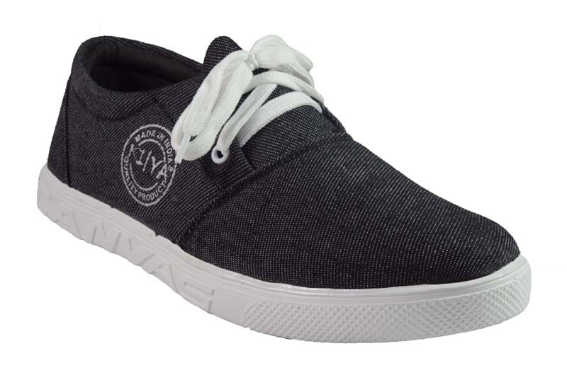 

Kiya Men Black Classic Sneakers - Kiya-sneaker-lu