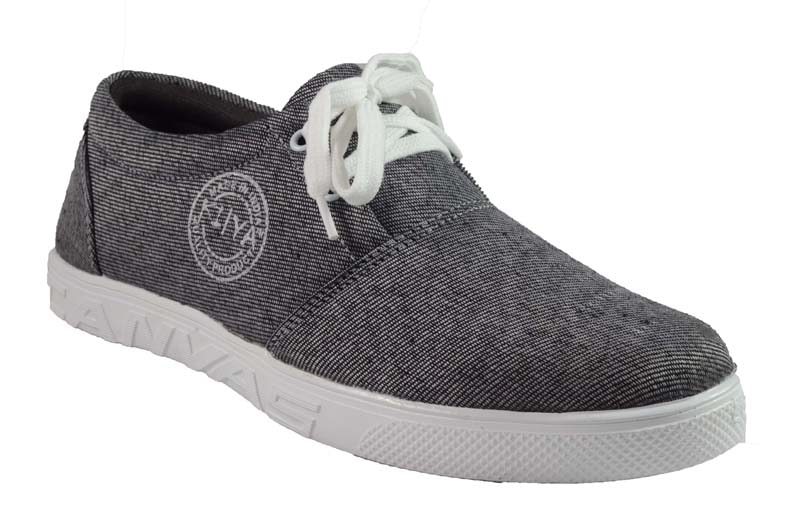 

Kiya Men Grey Classic Sneakers - Kiya-sneaker-lu