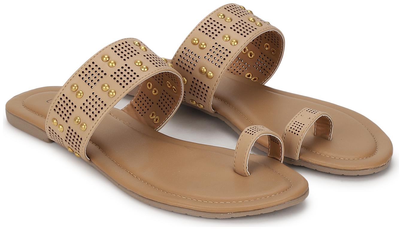 

L AMOURE Women Beige One Toe Flats