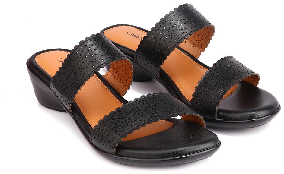 

L AMOURE Women Black Pumps