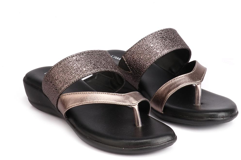 

L AMOURE Women Copper One Toe Flats