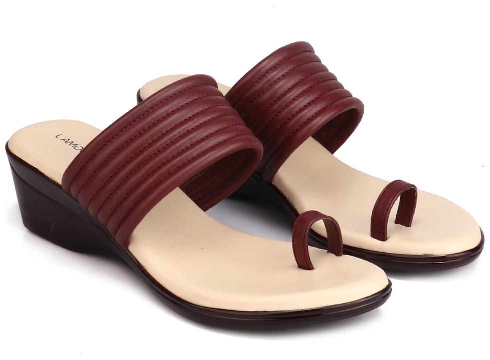 

L AMOURE Women Maroon Wedges