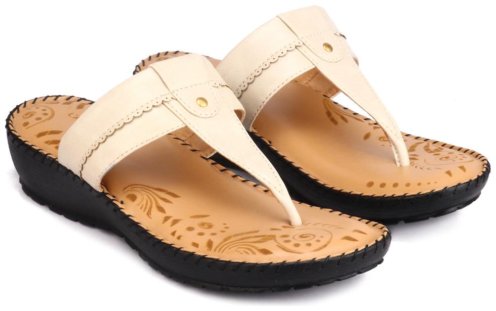 

L AMOURE Women Orange One Toe Flats