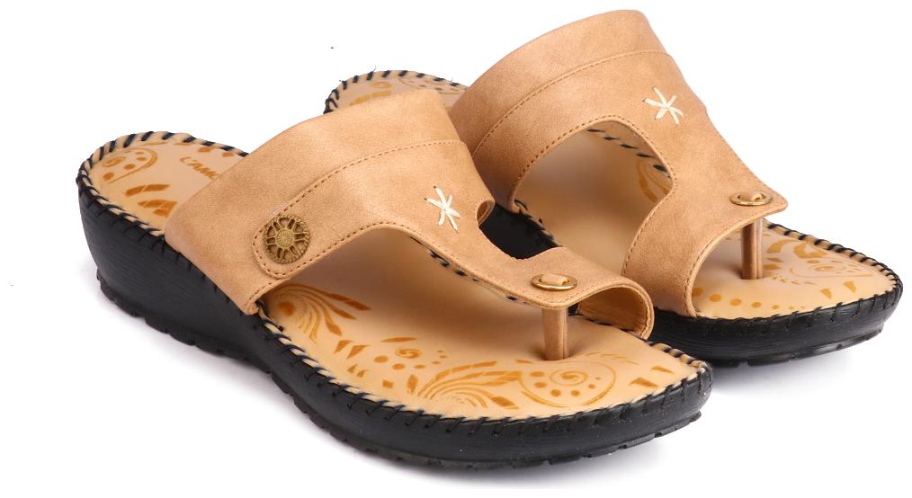 

L AMOURE Women Beige One Toe Flats