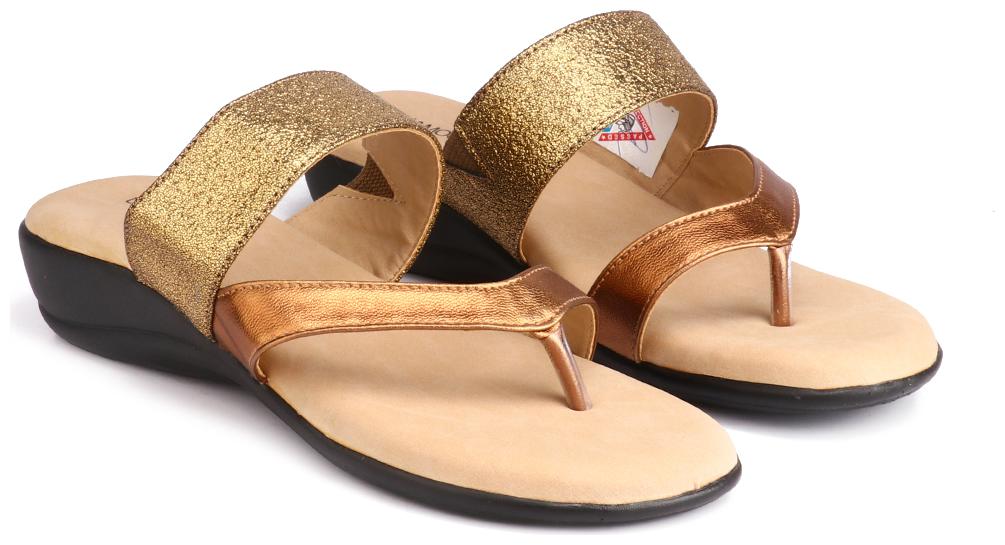 

L AMOURE Women Gold One Toe Flats