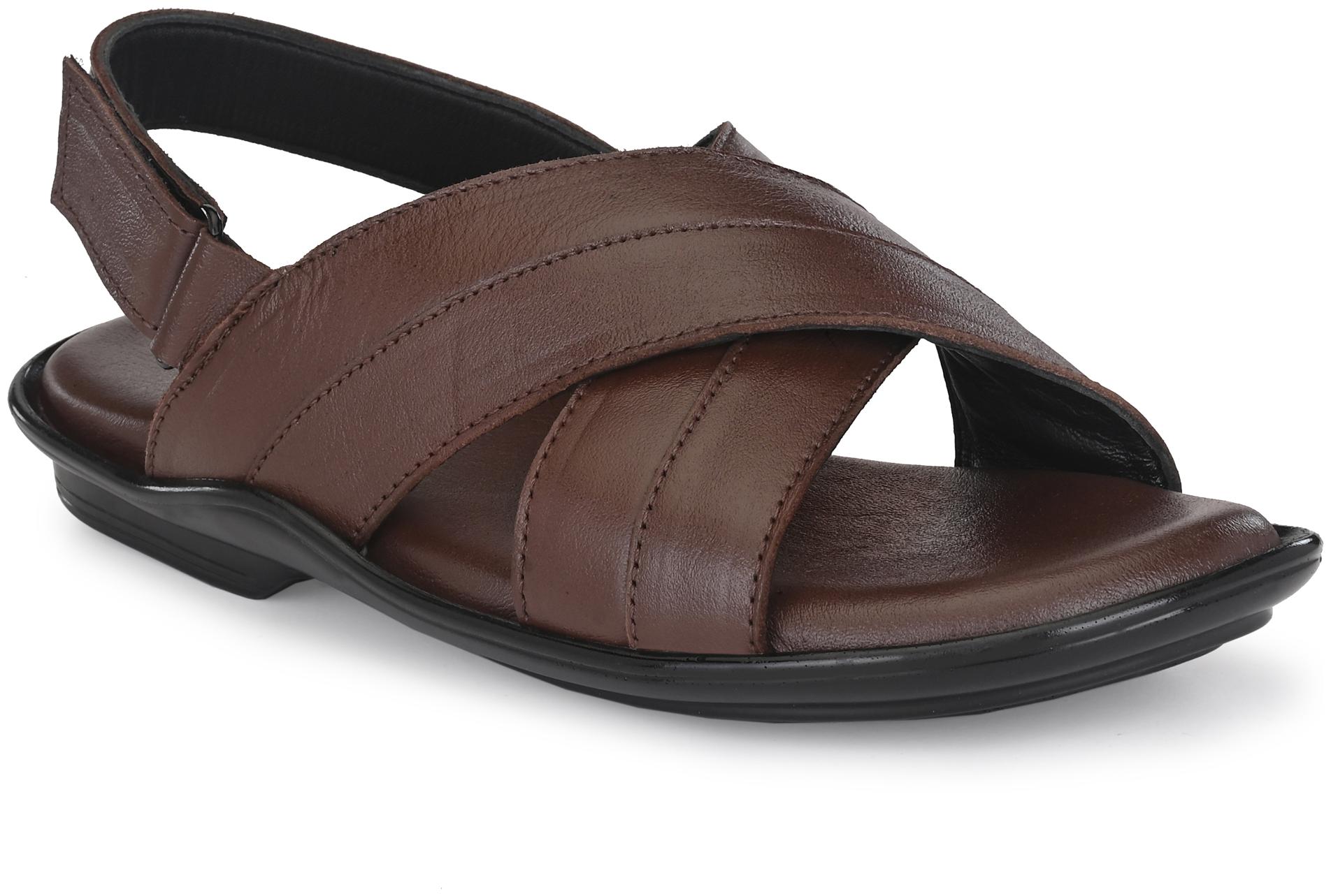 

Leoncino Men Brown Indoor Slippers - 1 Pair