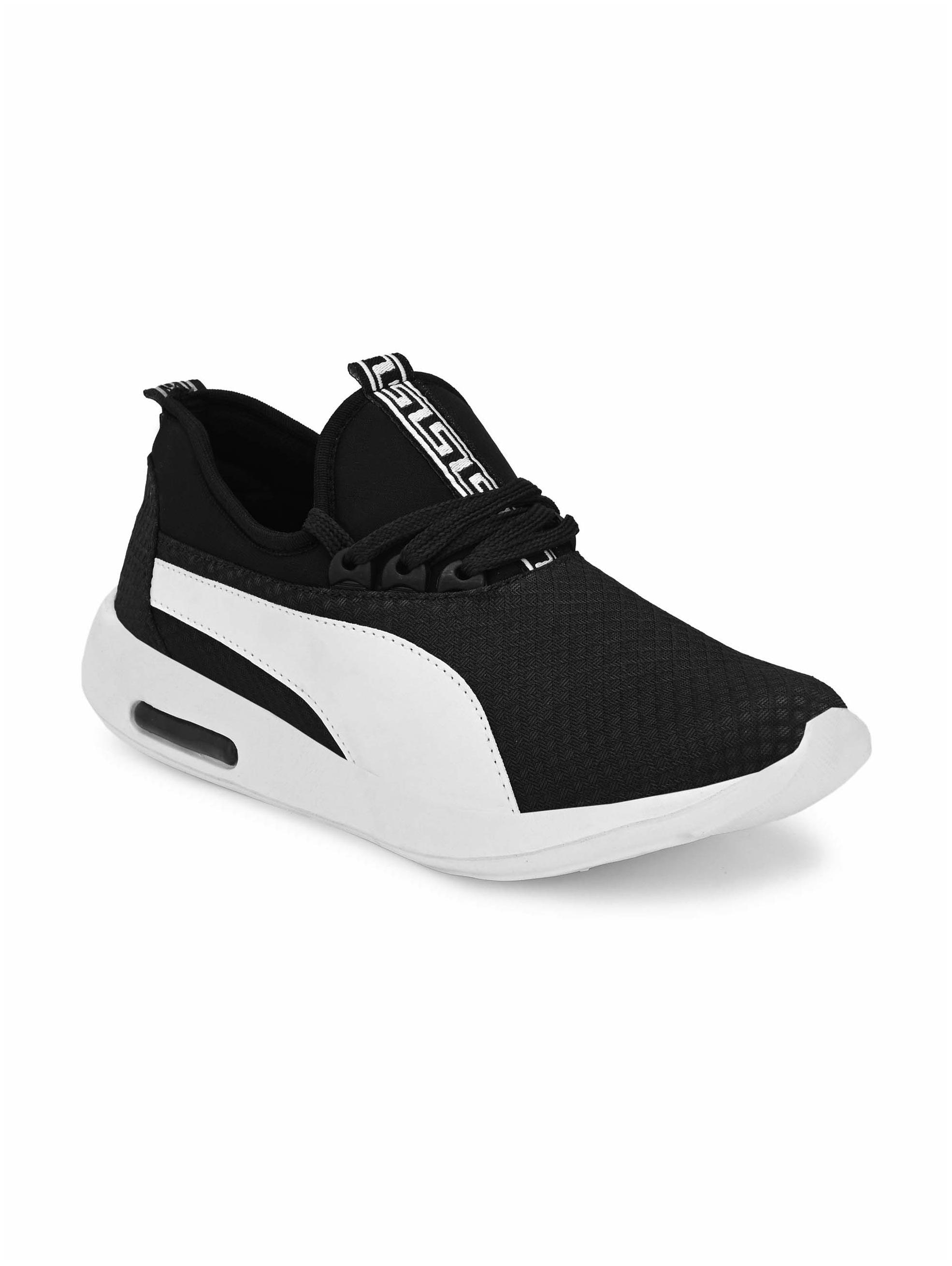 

Levanse Men Black Slip-On Sneakers - Arsh030a