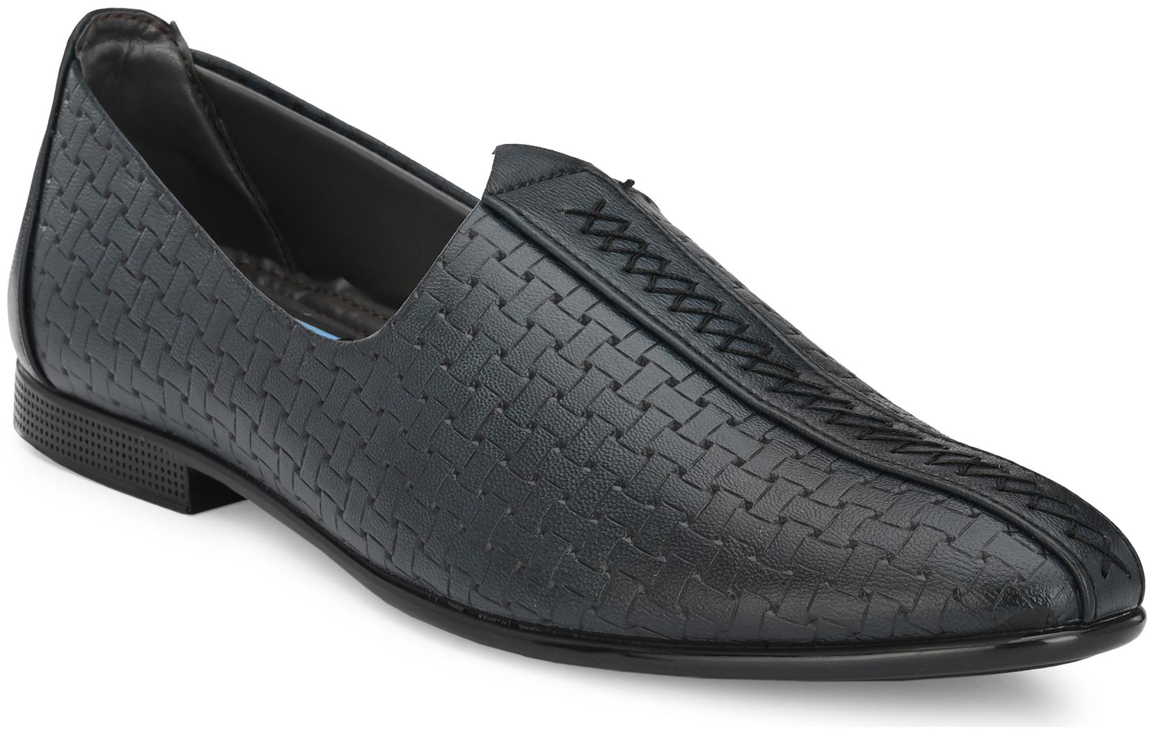 

Levanse Men Black Slip-On Formal Shoes - VK019A