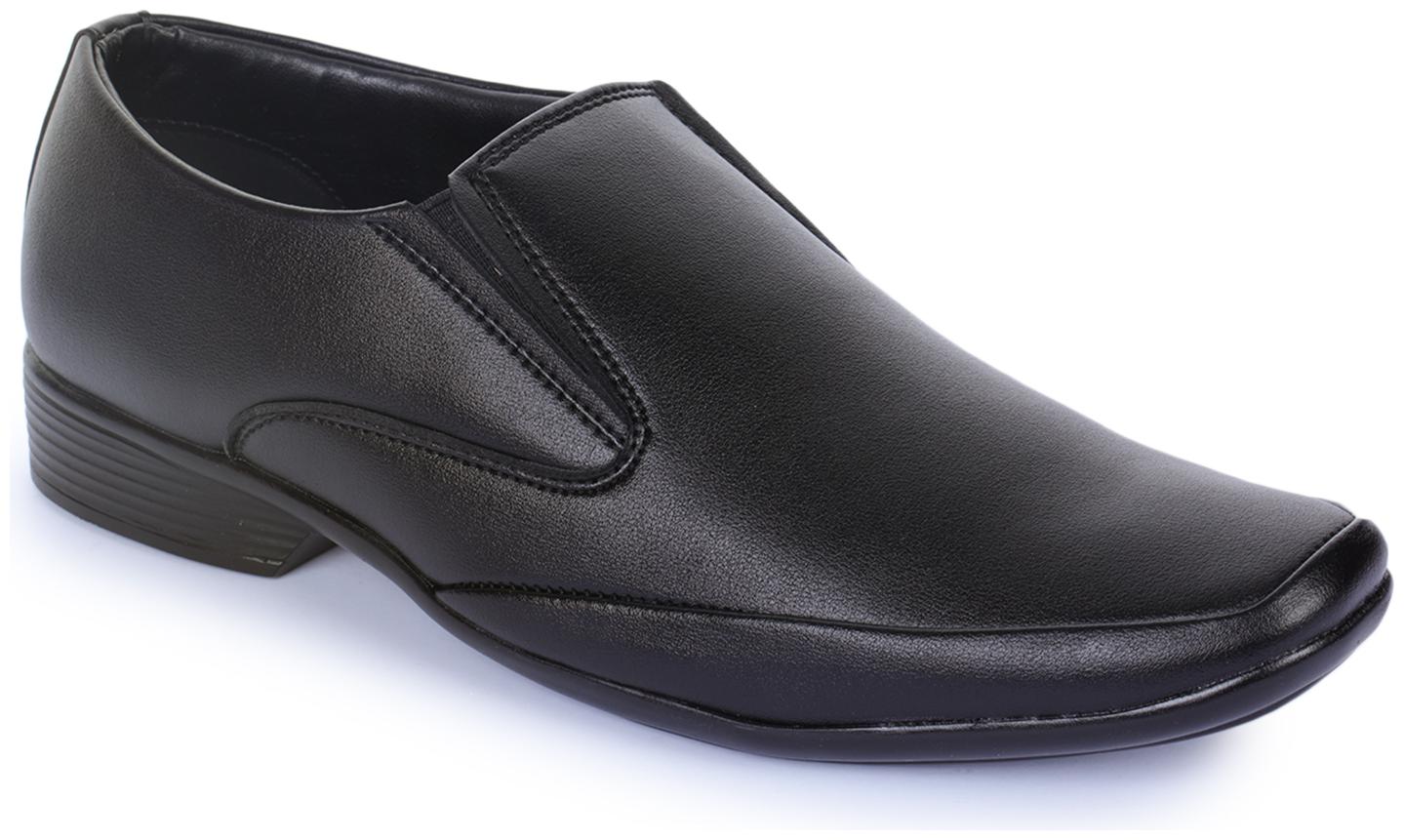 

Liberty Fortune Black Formal Shoes For Men