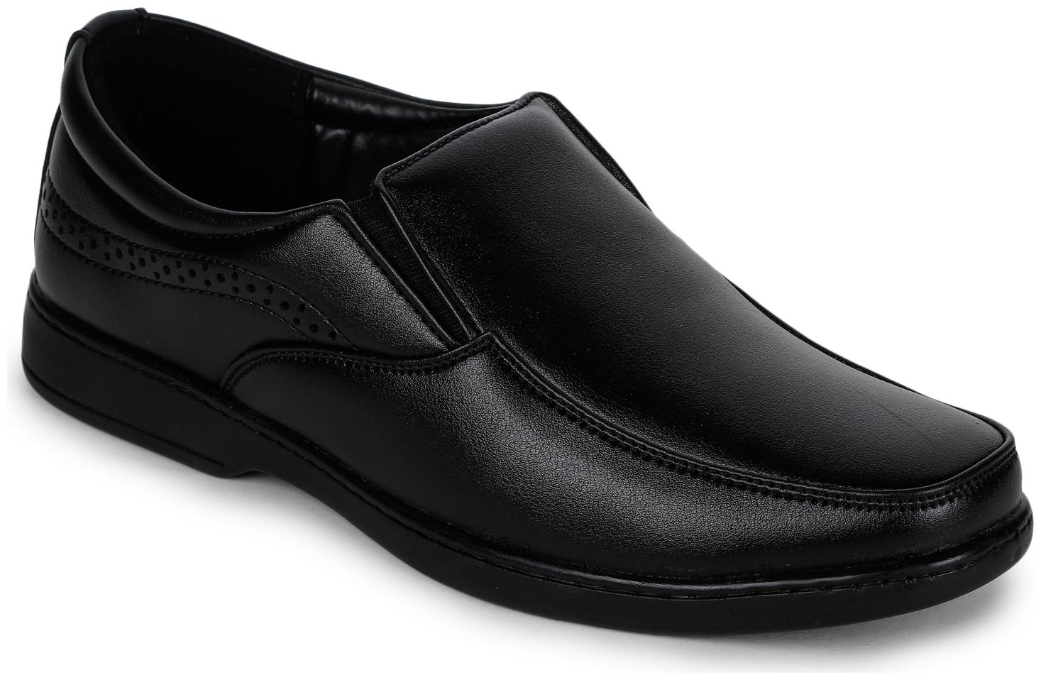 

Liberty Men Black Slip-On Formal Shoes