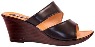 Lush Women's Heel Wedges Trendy Premium Design Party and Office Wear Girls Heel Wedges (Black)