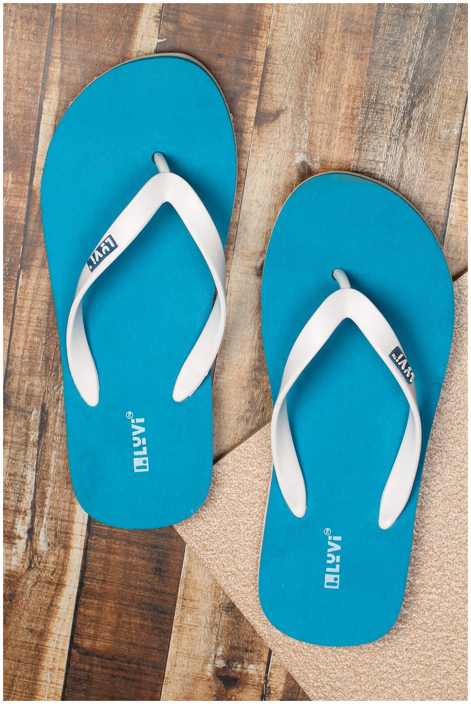 

LYVI Men Blue Indoor Slippers - 1 Pair