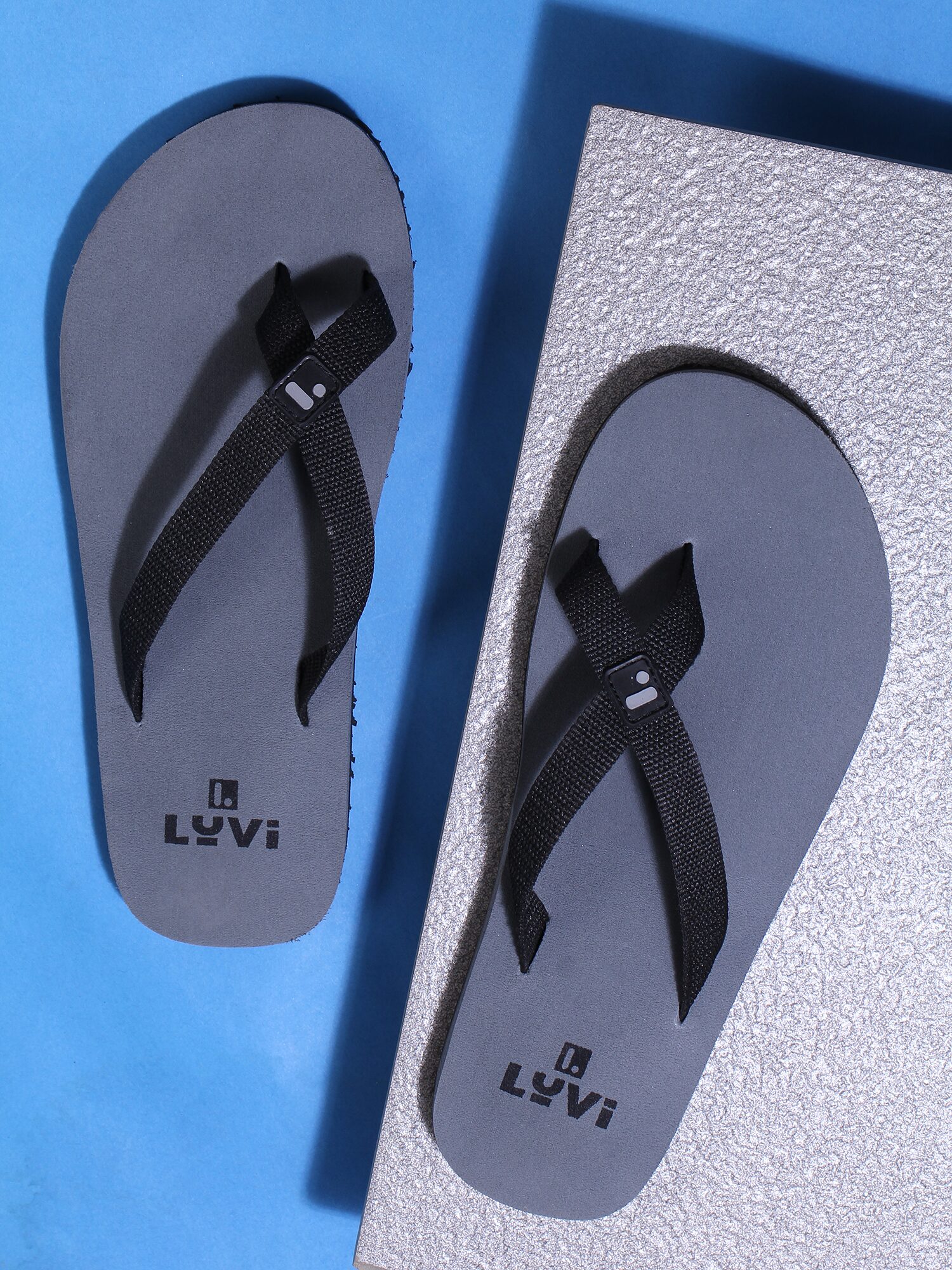 

LYVI Frio Grey Outdoor Slippers for Men