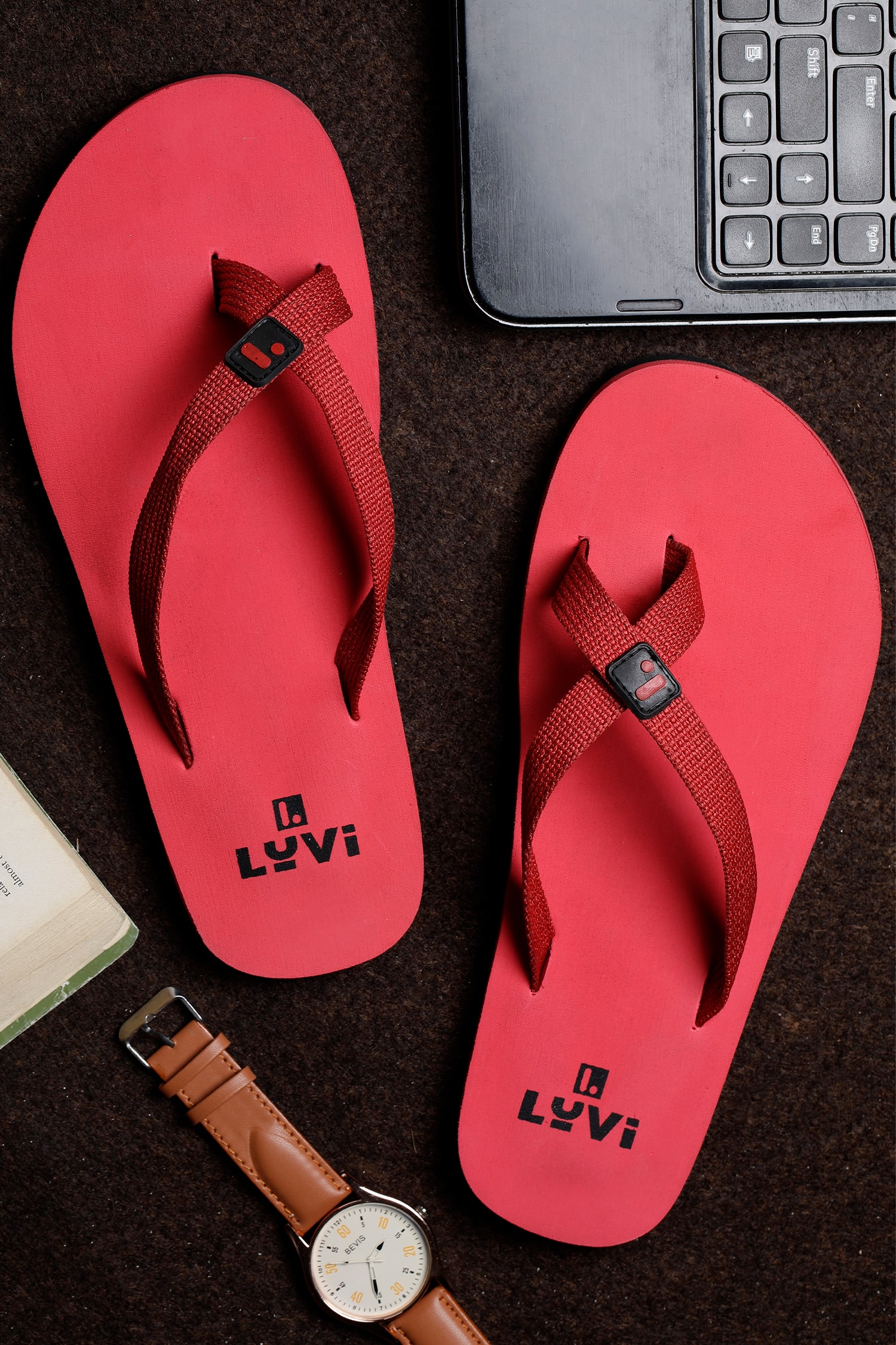 

LYVI Frio Red Outdoor Slippers for Men