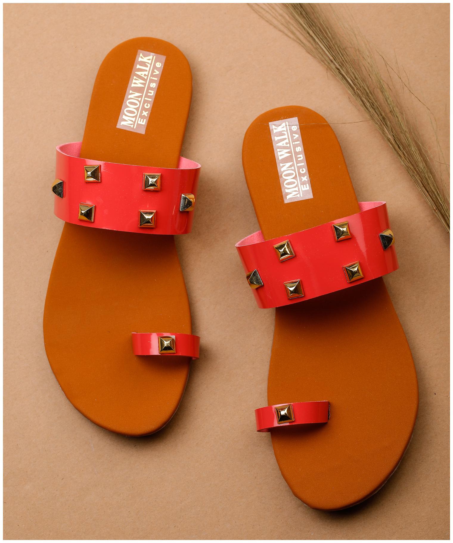 

Moonwalk Women Pink Brown One Toe Flats