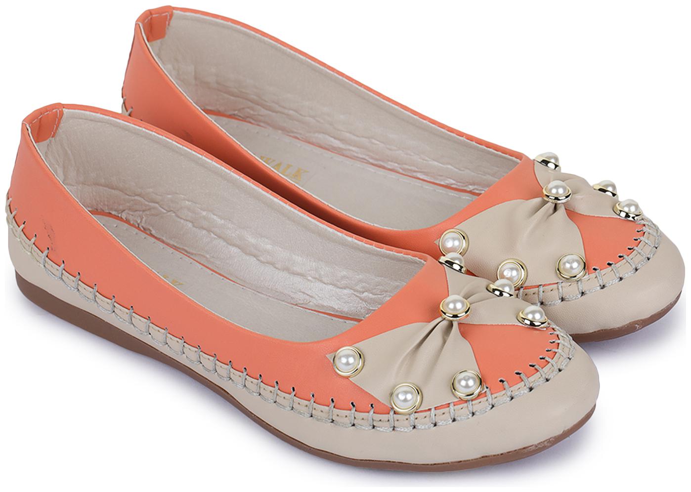 

Moonwalk Women Cream Bellies