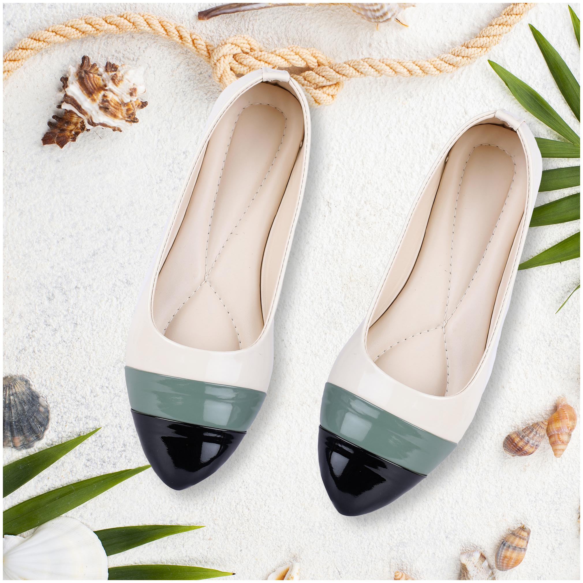 

Moonwalk Women Cream Bellies