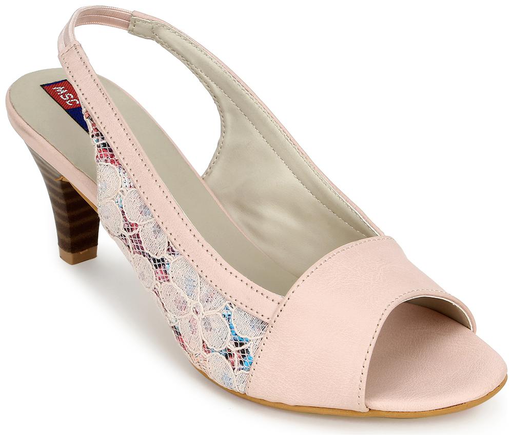 

MSC Women Cream Pumps