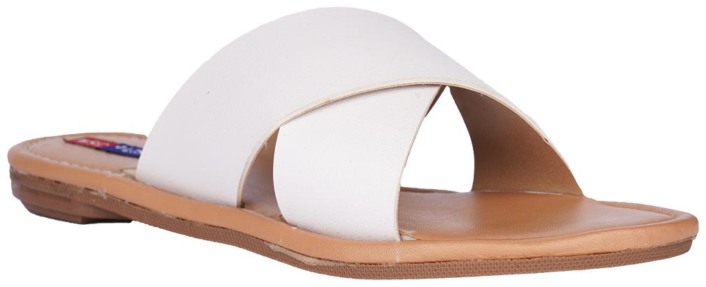 

MSC Women White Sandals