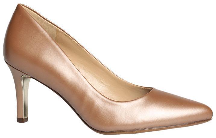

Naturalizer Women Brown Pumps