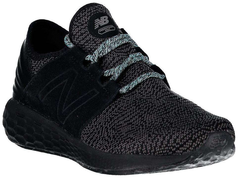 

New Balance Men Black Sneakers