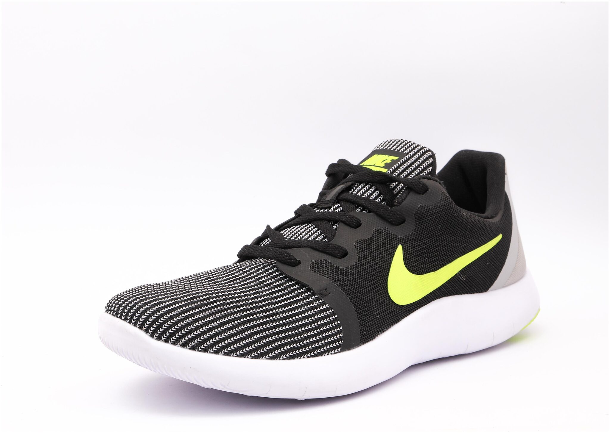 

Nike Men Running Shoes ( Black )