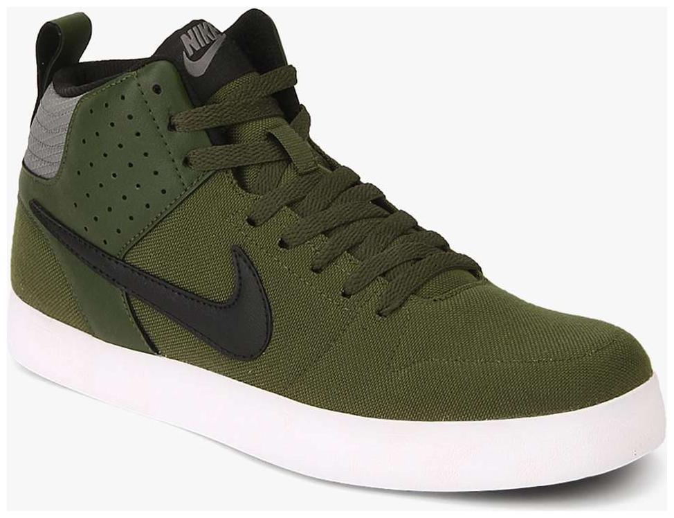 

Nike Men Green Sneakers