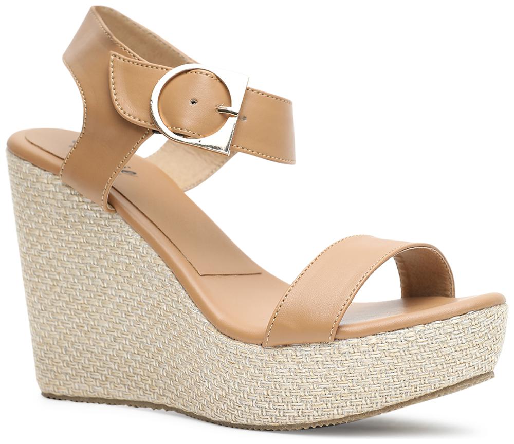 

Nupie Women Brown Wedges