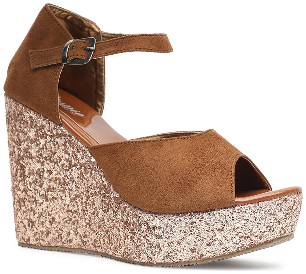 

Nupie Women Brown Wedges