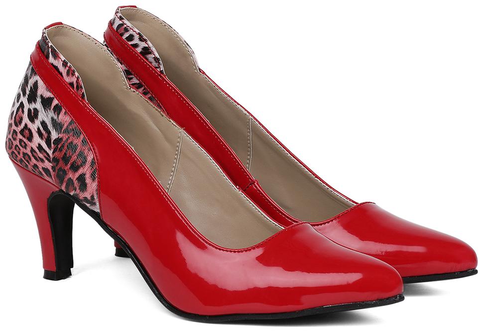 

Nupie Women Red Pumps