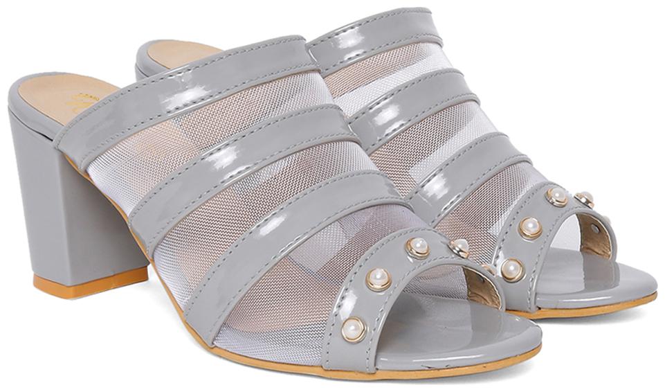 

Nupie Women Grey Wedges
