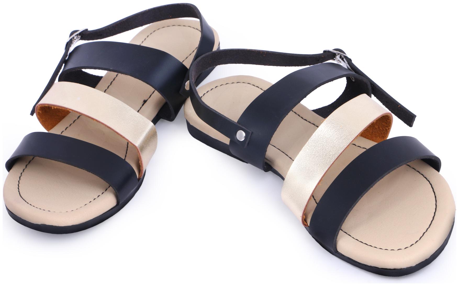 

PANDORA 15 Women Black Sandals