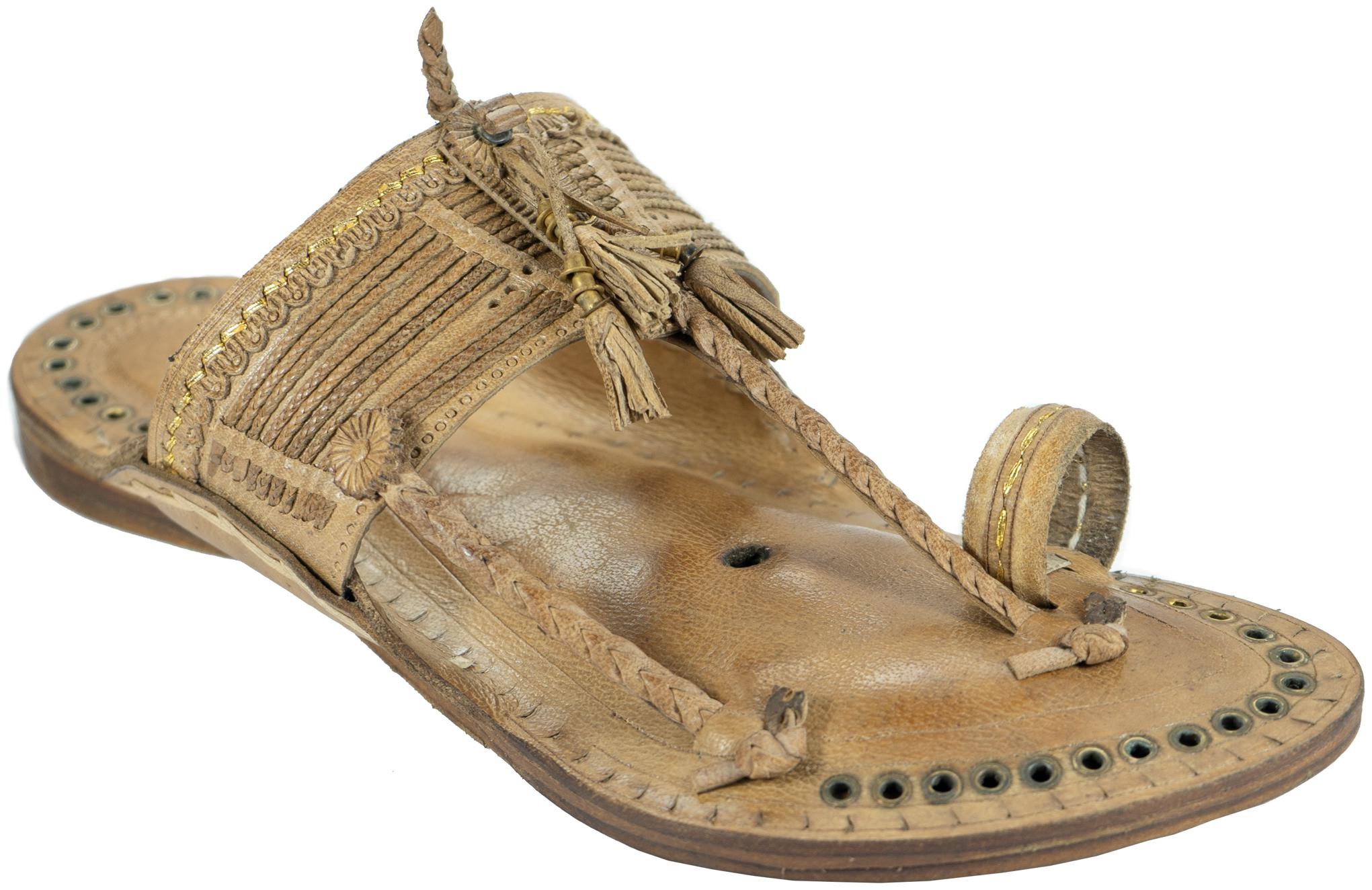 

Paytaan Kolhpauri Slippers For Men