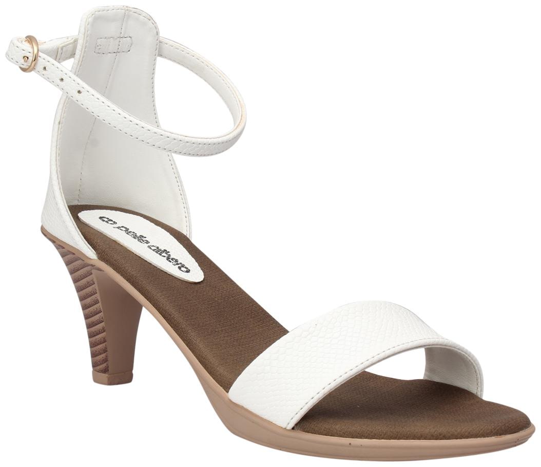 

PELLE ALBERO Women White Heeled Sandals