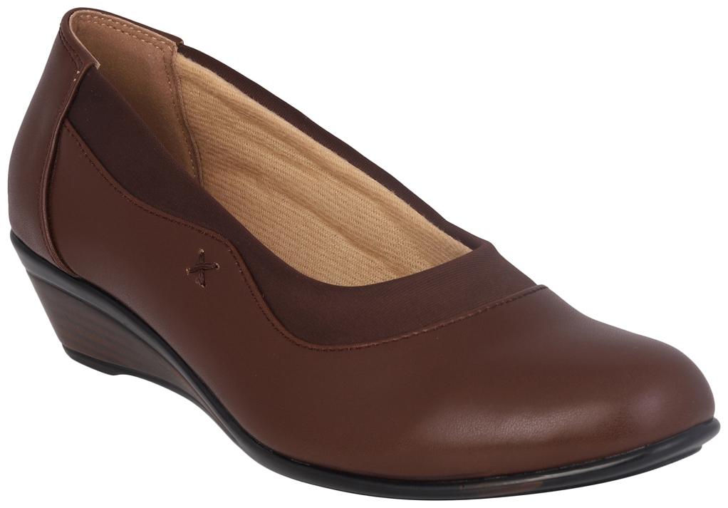 

PELLE ALBERO Women Brown Heeled Bellies