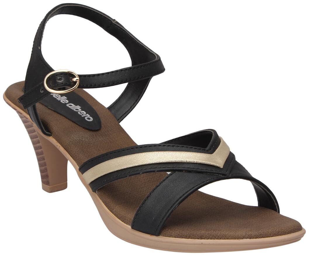 

PELLE ALBERO Women Black Heeled Sandals
